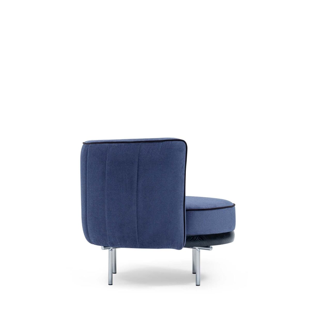 b52b3229-f592-4dd5-a867-fe96ab0f88d4 Fotelja Nautica